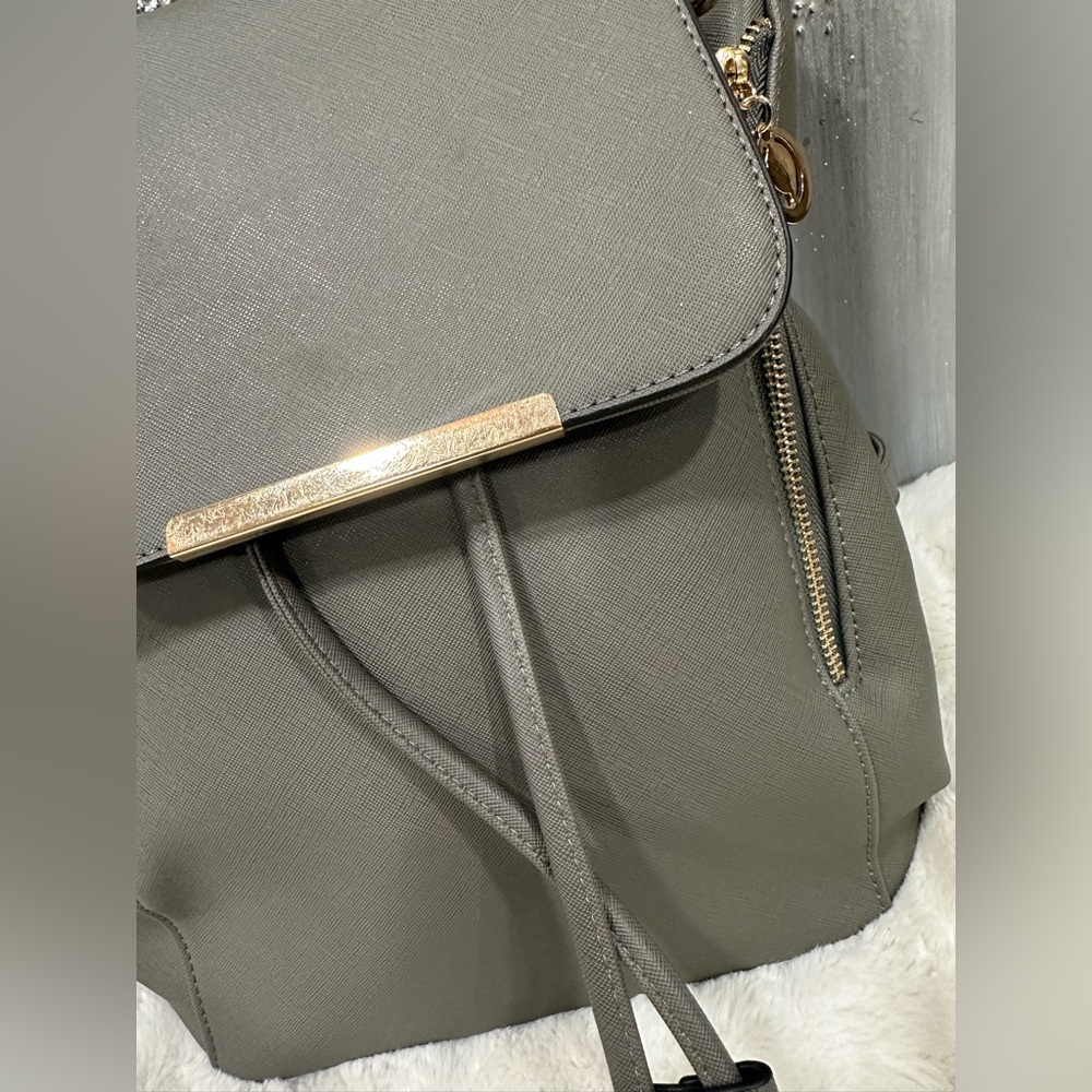 Wink Kangaroo Backpack With Gold Hardware - Picture 2 of 8
